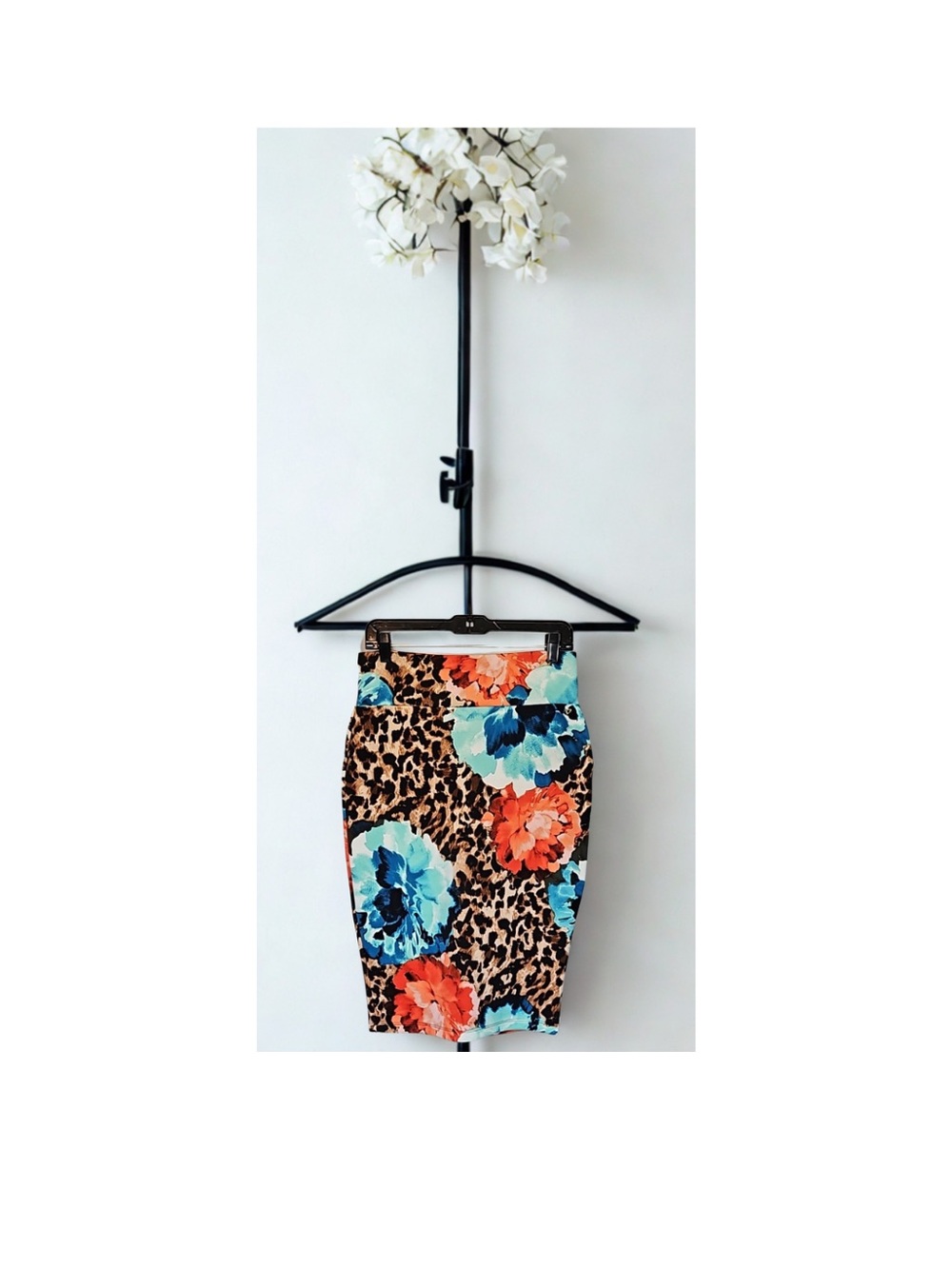 Thalia Sodi Leopard Pencil Skirt with Blue and Coral Floral Print